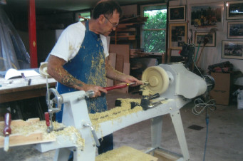 bill_eggers_in_the_shop